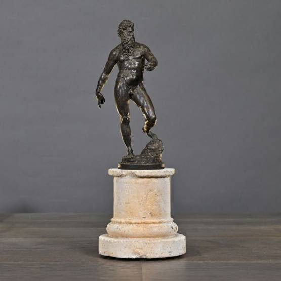 L'Objet d'Art | Sculpture of Hercules on a sandstone base